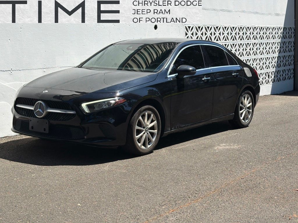 2019 Mercedes-Benz A-Class A 220