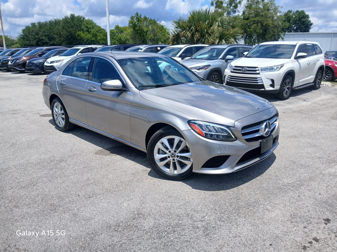 2019 Mercedes-Benz C-Class C 300 4MATIC Sedan 4D