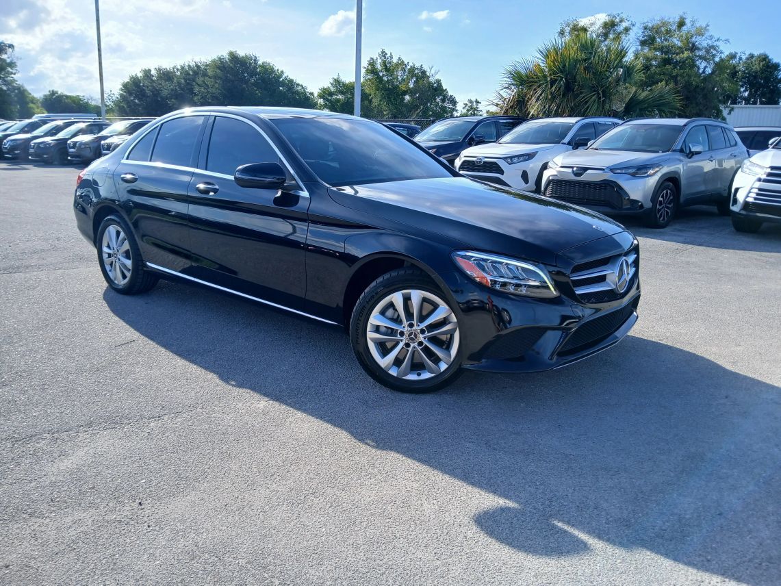 2019 Mercedes-Benz C-Class C 300 4MATIC Sedan 4D