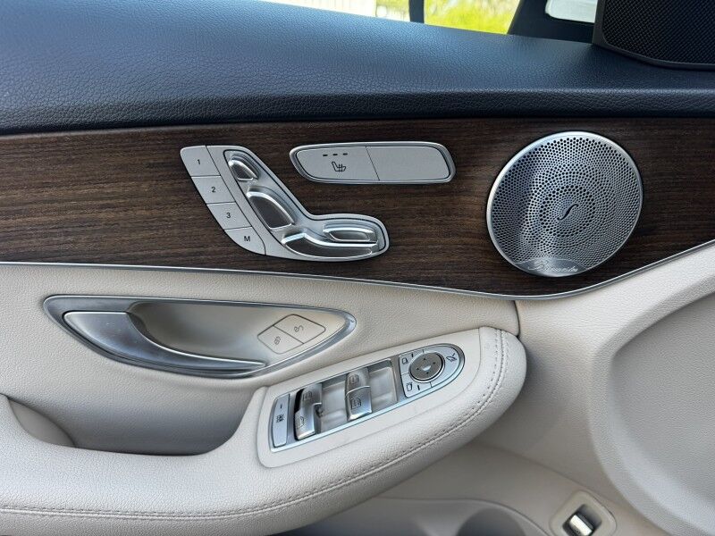 2019 Mercedes-Benz C300 4Matic Willow Grove PA