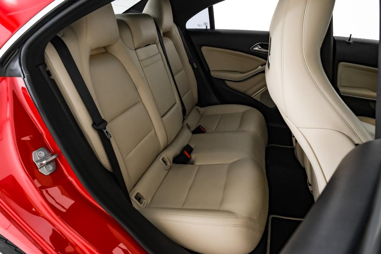 2019 Mercedes-Benz CLA 250 BLIND SPOT NAVIGATION LEATHER HEATED SEATS REAR CAMERA KEYLESS GO PADDLE SHIFTERS Carrollton TX