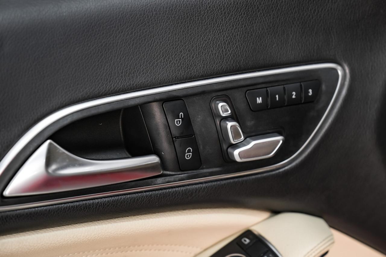 2019 Mercedes-Benz CLA 250 BLIND SPOT NAVIGATION LEATHER HEATED SEATS REAR CAMERA KEYLESS GO PADDLE SHIFTERS Carrollton TX