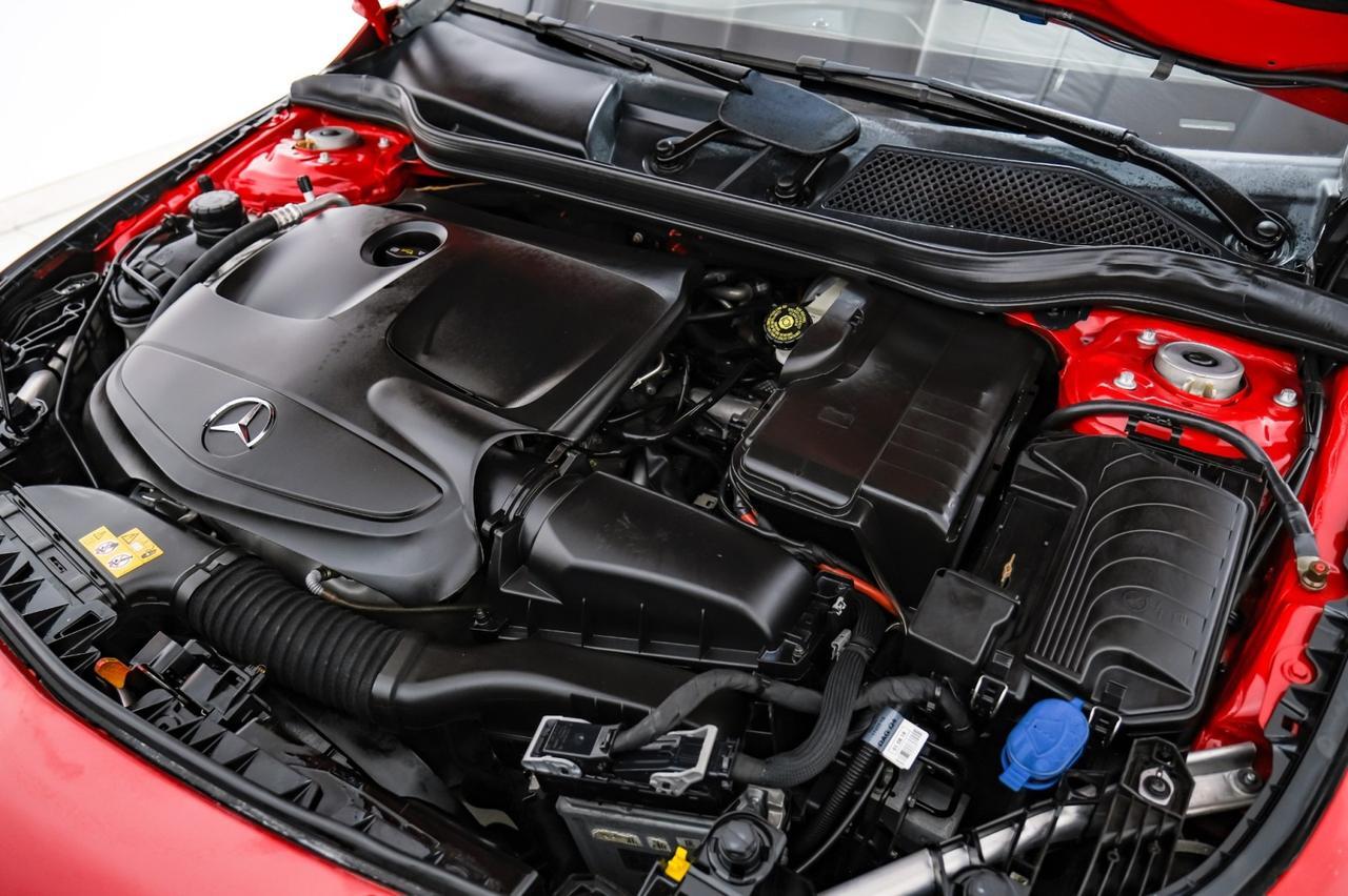 2019 Mercedes-Benz CLA 250 BLIND SPOT NAVIGATION LEATHER HEATED SEATS REAR CAMERA KEYLESS GO PADDLE SHIFTERS Carrollton TX