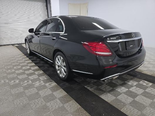2019 Mercedes-Benz E 300 4MATIC