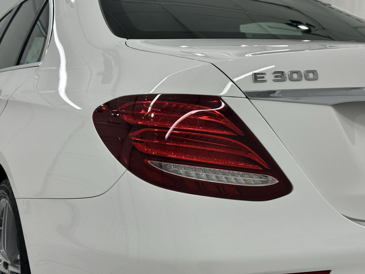 2019 Mercedes Benz E 300 Sedan photo 15