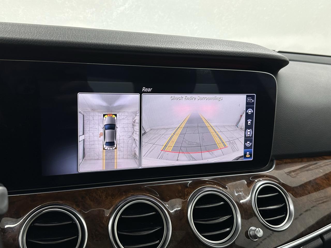 2019 Mercedes Benz E 300 Sedan photo 33