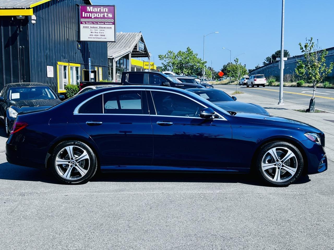 2019 Mercedes Benz E 300 photo 4