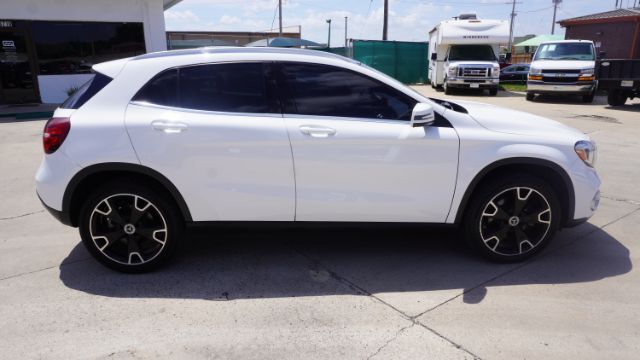 2019 Mercedes-Benz GLA 250 2.0 Laredo TX