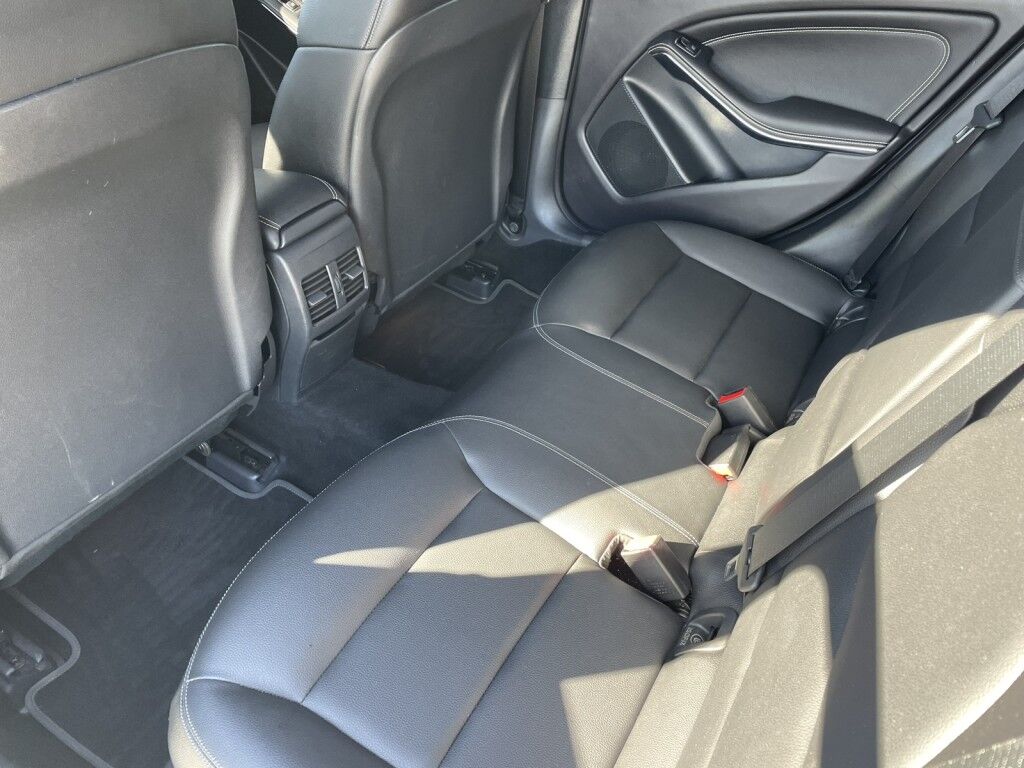 2019 Mercedes-Benz GLA GLA 250~1 OWNER~ONLINE FINANCE AND SHIPPING AVAILABLE!!! Sarasota FL