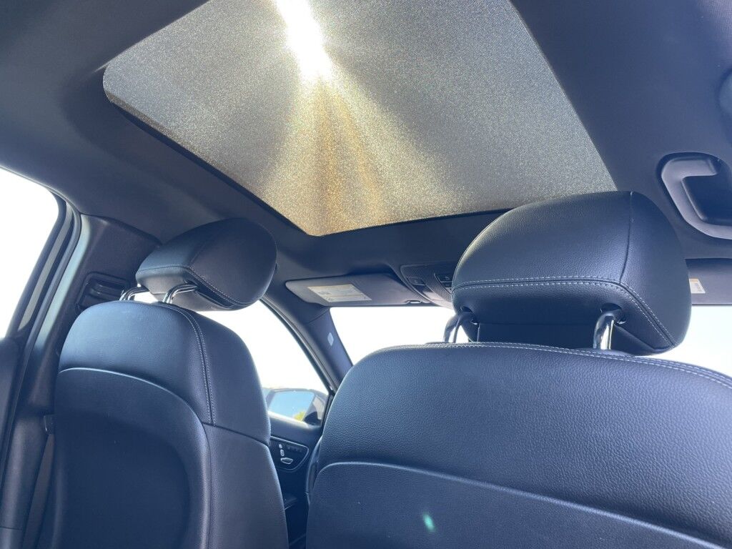 2019 Mercedes-Benz GLA GLA 250~1 OWNER~ONLINE FINANCE AND SHIPPING AVAILABLE!!! Sarasota FL