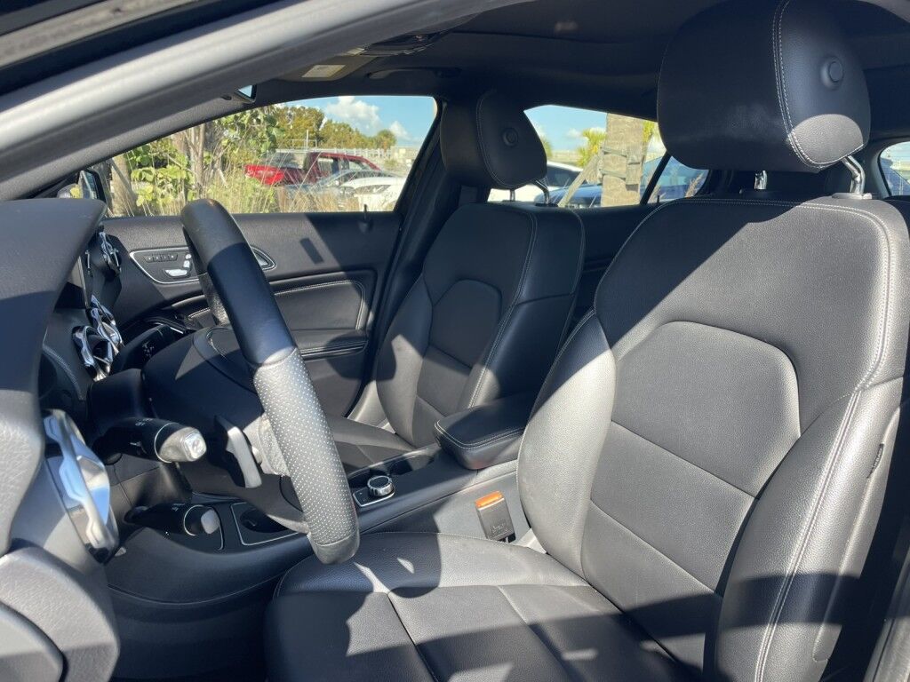 2019 Mercedes-Benz GLA GLA 250~1 OWNER~ONLINE FINANCE AND SHIPPING AVAILABLE!!! Sarasota FL