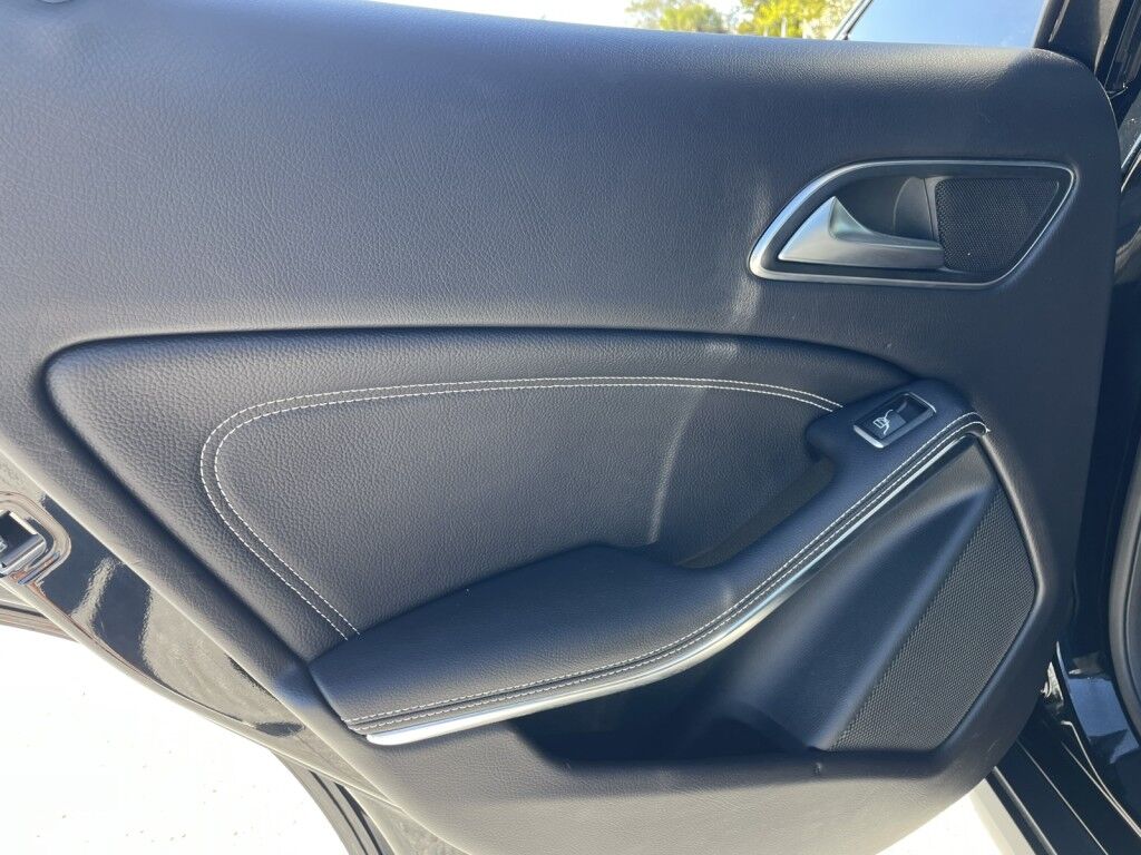 2019 Mercedes-Benz GLA GLA 250~1 OWNER~ONLINE FINANCE AND SHIPPING AVAILABLE!!! Sarasota FL