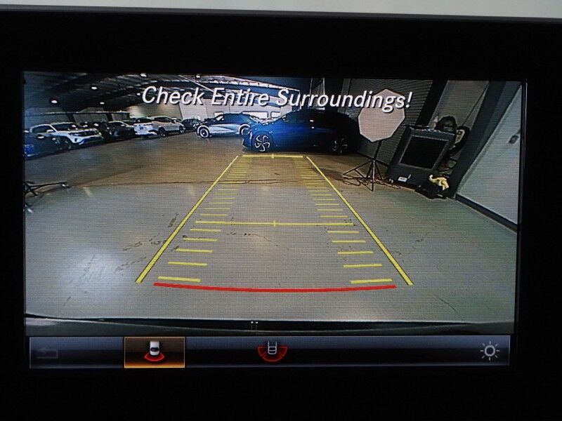 2019 Mercedes-Benz GLC 300 4MATIC *PANORAMA MOONROOF, PREMIUM PKG, BLIND SPOT ASSIST, BACKUP-CAMERA, HEATED SEATS/STEERING, POWER LIFTGATE, KEYLESS ENTRY, ALLOY WHEELS, ANDROID & APPLE Round Rock TX