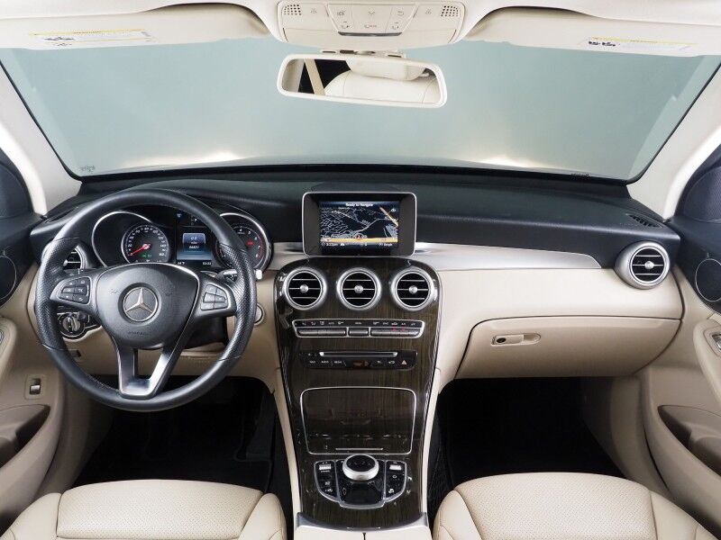 2019 Mercedes-Benz GLC 300 4MATIC *PANORAMA MOONROOF, PREMIUM PKG, BLIND SPOT ASSIST, BACKUP-CAMERA, HEATED SEATS/STEERING, POWER LIFTGATE, KEYLESS ENTRY, ALLOY WHEELS, ANDROID & APPLE