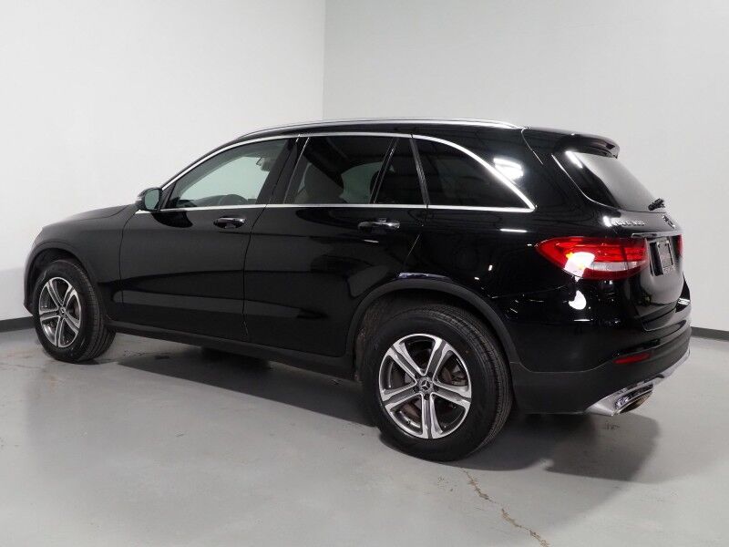 2019 Mercedes-Benz GLC 300 4MATIC *PANORAMA MOONROOF, PREMIUM PKG, BLIND SPOT ASSIST, BACKUP-CAMERA, HEATED SEATS/STEERING, POWER LIFTGATE, KEYLESS ENTRY, ALLOY WHEELS, ANDROID & APPLE Round Rock TX