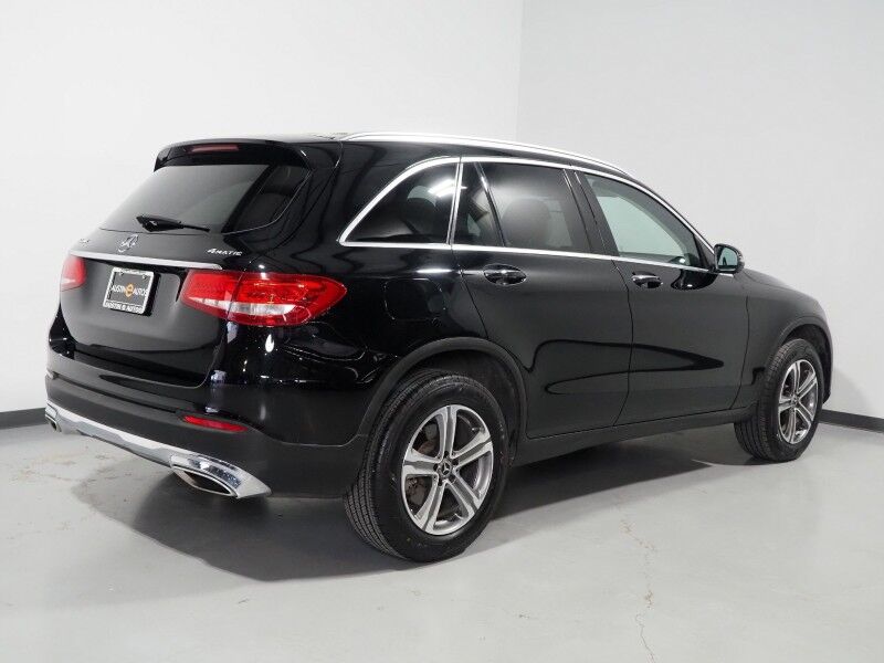 2019 Mercedes-Benz GLC 300 4MATIC *PANORAMA MOONROOF, PREMIUM PKG, BLIND SPOT ASSIST, BACKUP-CAMERA, HEATED SEATS/STEERING, POWER LIFTGATE, KEYLESS ENTRY, ALLOY WHEELS, ANDROID & APPLE Round Rock TX