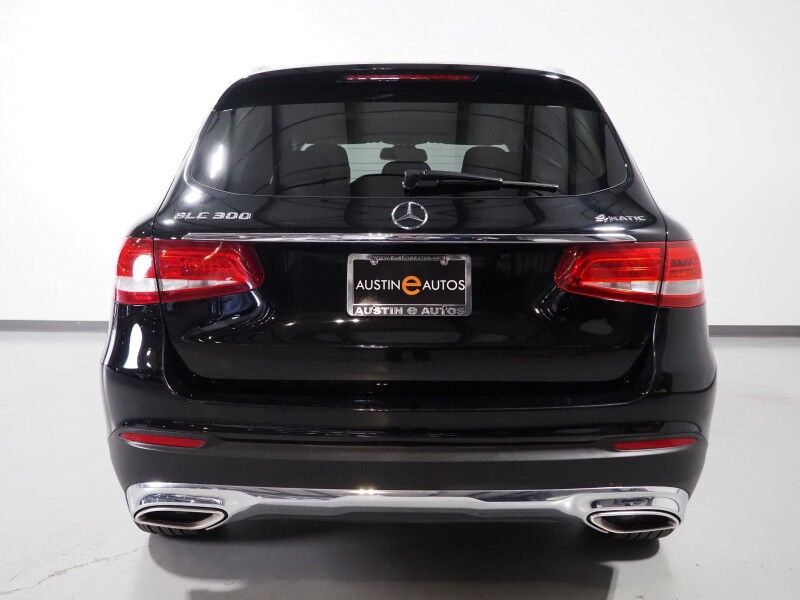 2019 Mercedes-Benz GLC 300 4MATIC *PANORAMA MOONROOF, PREMIUM PKG, BLIND SPOT ASSIST, BACKUP-CAMERA, HEATED SEATS/STEERING, POWER LIFTGATE, KEYLESS ENTRY, ALLOY WHEELS, ANDROID & APPLE Round Rock TX