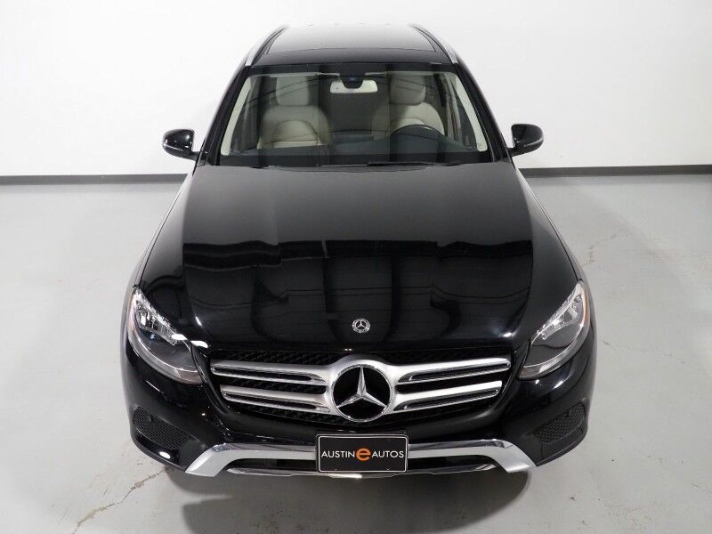 2019 Mercedes-Benz GLC 300 4MATIC *PANORAMA MOONROOF, PREMIUM PKG, BLIND SPOT ASSIST, BACKUP-CAMERA, HEATED SEATS/STEERING, POWER LIFTGATE, KEYLESS ENTRY, ALLOY WHEELS, ANDROID & APPLE Round Rock TX