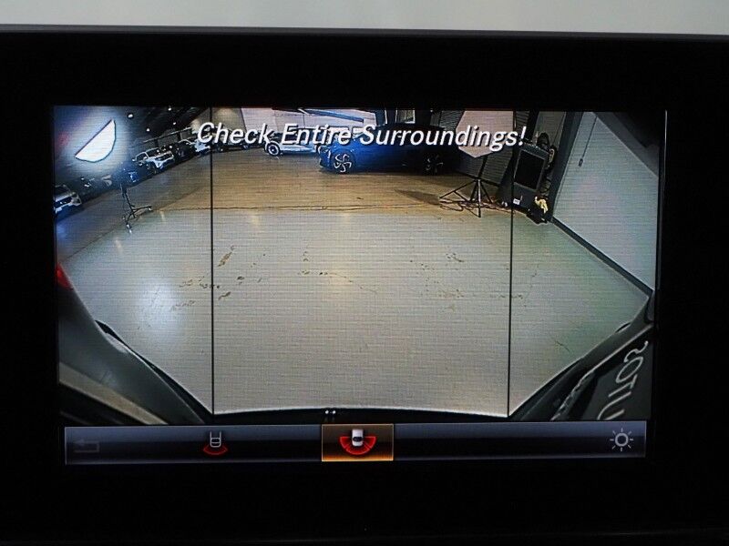 2019 Mercedes-Benz GLC 300 4MATIC *PANORAMA MOONROOF, PREMIUM PKG, BLIND SPOT ASSIST, BACKUP-CAMERA, HEATED SEATS/STEERING, POWER LIFTGATE, KEYLESS ENTRY, ALLOY WHEELS, ANDROID & APPLE Round Rock TX