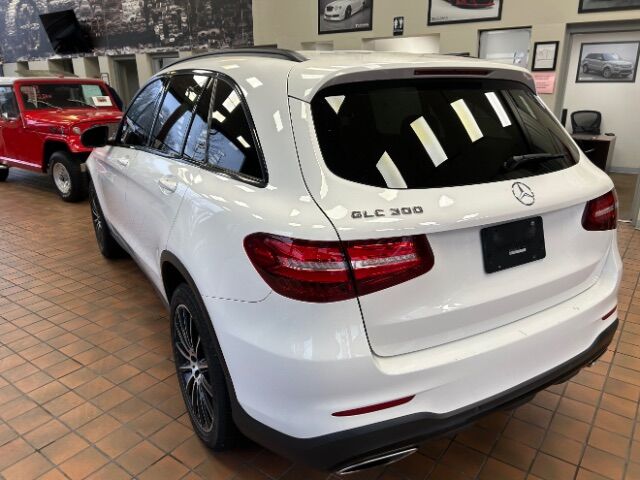 2019 Mercedes-Benz GLC 300 GLC 300
