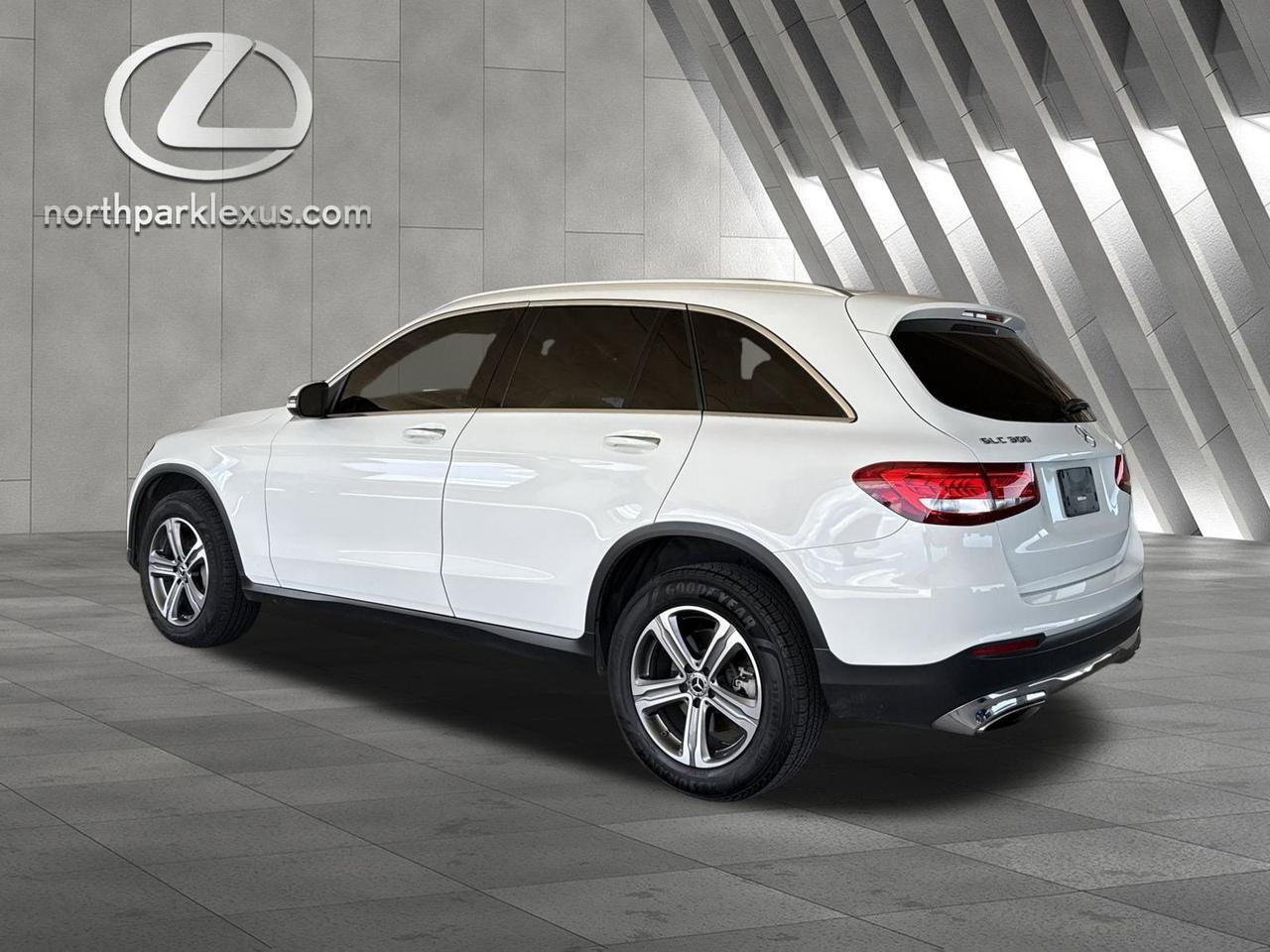 2019 Mercedes-Benz GLC 300