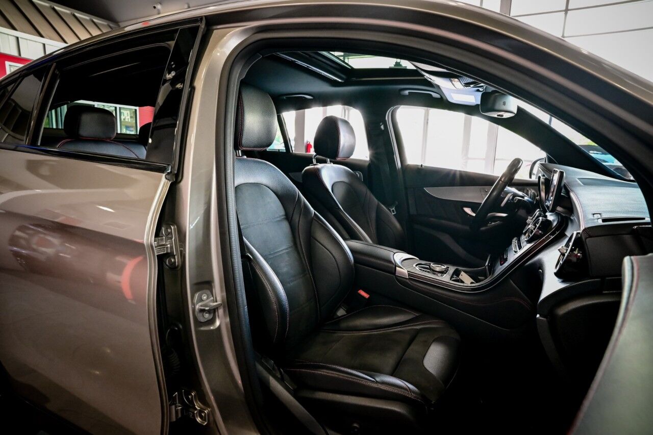 2019 Mercedes Benz GLC AMG 43 photo 27