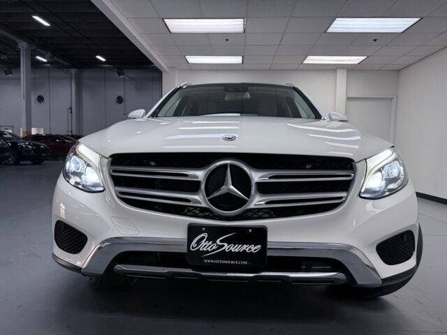 2019 Mercedes-Benz GLC GLC 300 Dallas TX 2019 Mercedes-Benz GLC GLC 300 Dallas TX