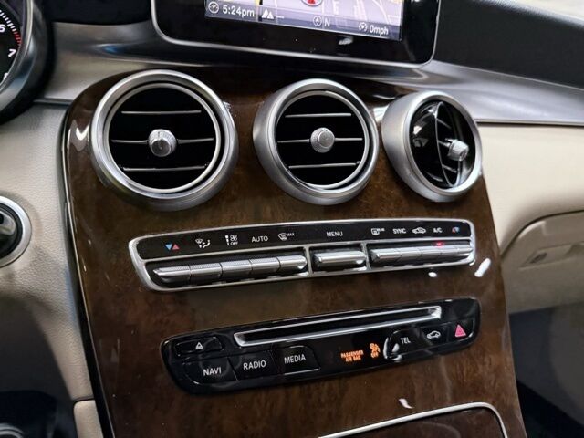 2019 Mercedes-Benz GLC GLC 300 Dallas TX 2019 Mercedes-Benz GLC GLC 300 Dallas TX
