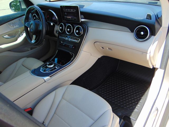 2019 Mercedes-Benz GLC GLC 300 Santa Fe NM