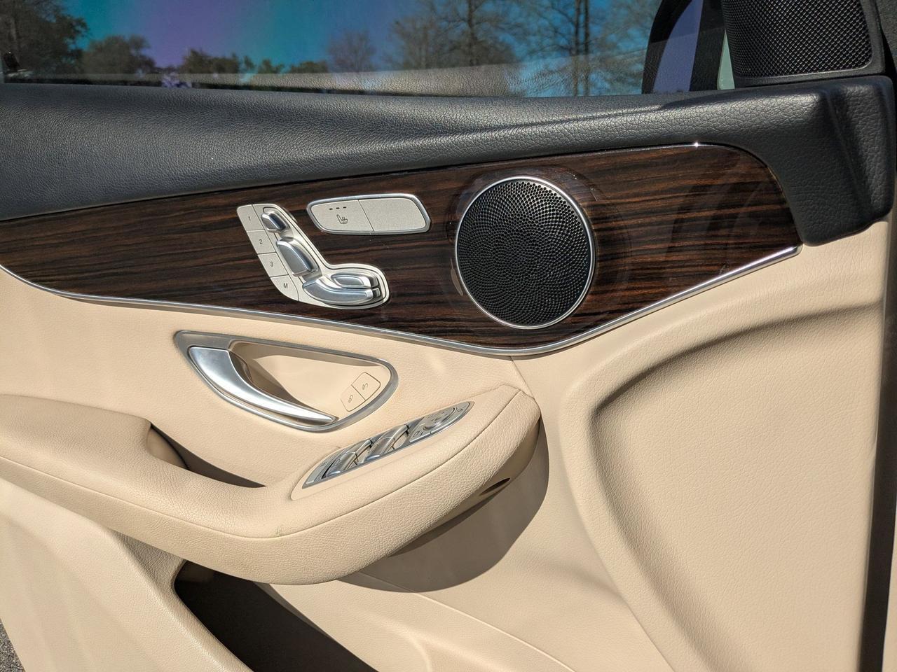 2019 Mercedes-Benz GLC GLC 300