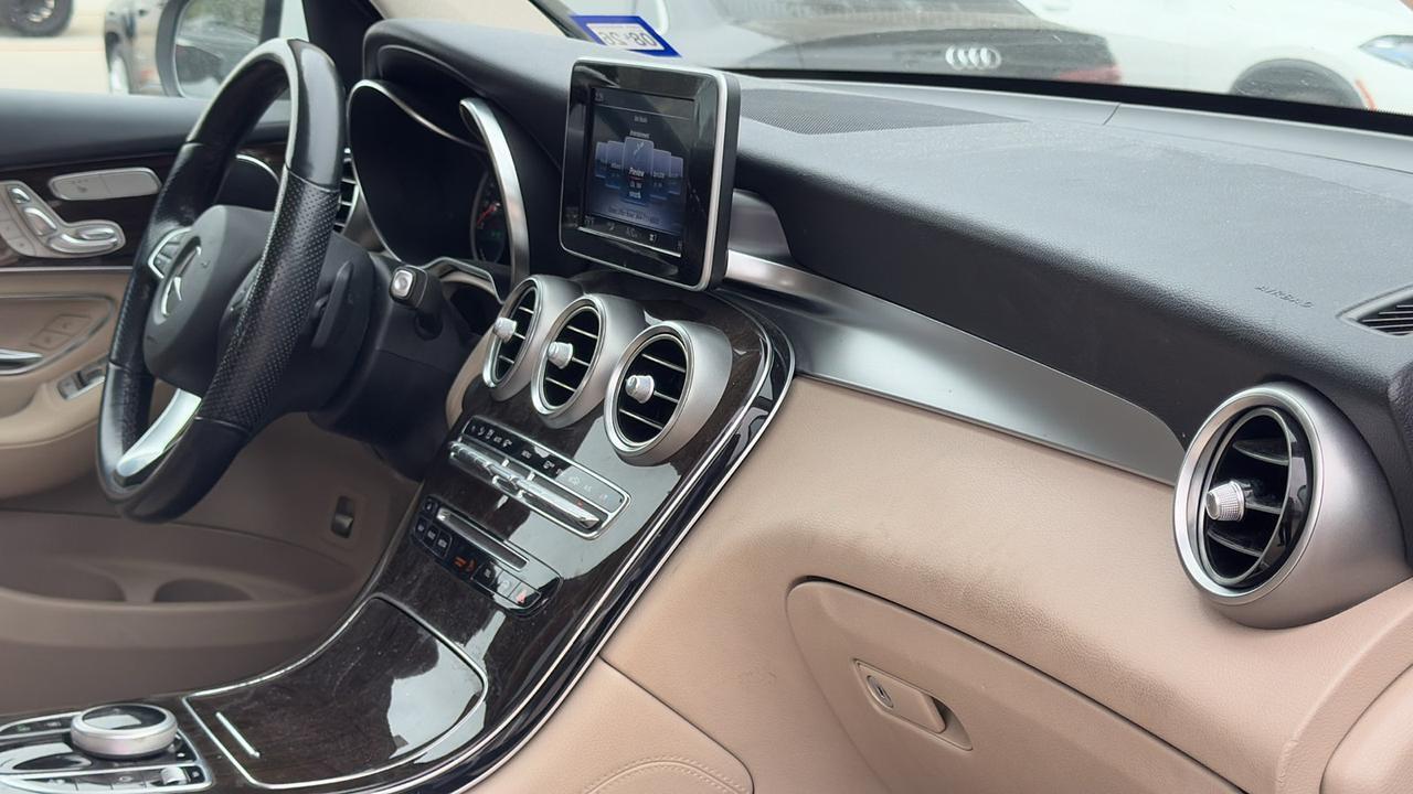 2019 Mercedes-Benz GLC GLC 300  Selma TX