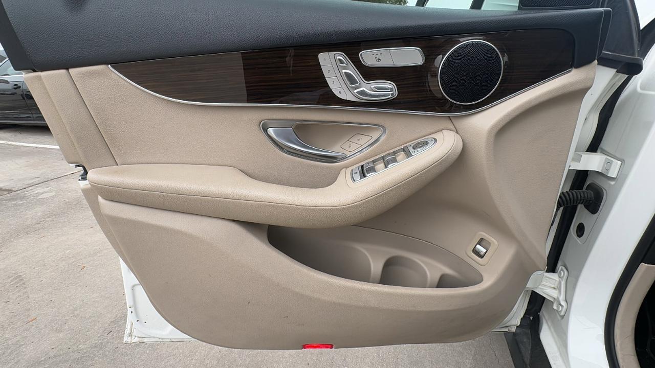 2019 Mercedes-Benz GLC GLC 300  Selma TX