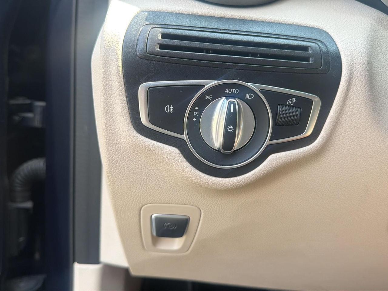 2019 Mercedes-Benz GLC GLC 300 Gaithersburg MD