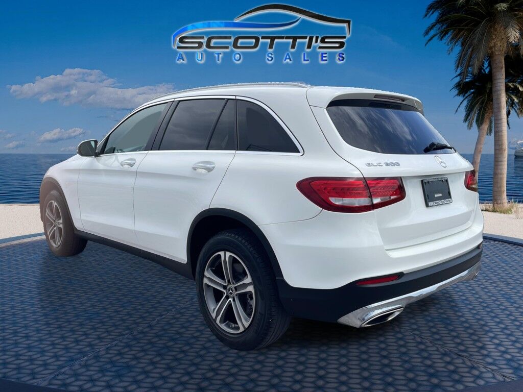 2019 Mercedes-Benz GLC GLC 300~AUTO START/STOP~BLUETOOTH~BRAKING ASSIST~CHROME ROOF RAILS~CRASH SENSORS~DRIVER ASSISTANCE PACKAGE~HEATED SEATS~LEATHER SEATS~MEMORIZED SEAT SETTINGS~PANORAMIC MOONROOF / SUNROOF~PREMIUM SOUND SYSTEM~REMOTE ENGINE START~Wi-Fi COMPATIBLE Sarasota FL