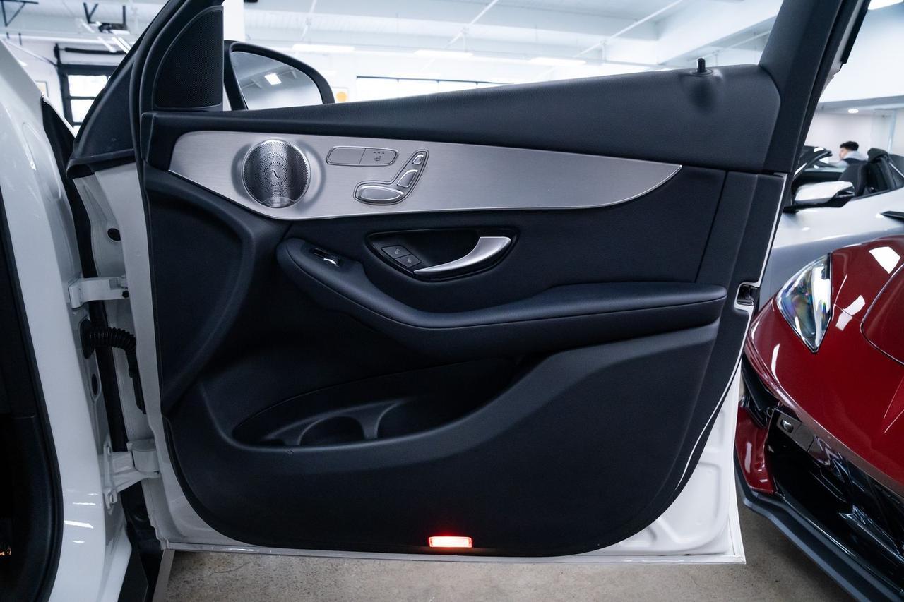 2019 Mercedes-Benz GLC GLC 350e Panoramic Roof Burmester Sound Portland OR