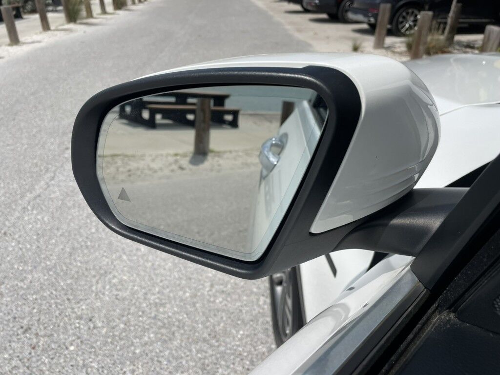 2019 Mercedes-Benz GLC GLC 350e~CLEAN CARFAX~HYBRID FACTORY WARRANTY STILL IN EFFECT~ONLINE SHIPPING AND FINANCE AVAILABLE!!!!! Sarasota FL