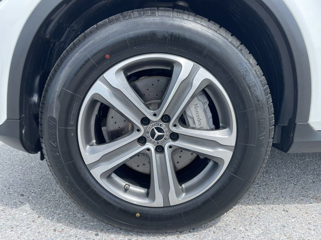 2019 Mercedes-Benz GLC GLC 350e~CLEAN CARFAX~HYBRID FACTORY WARRANTY STILL IN EFFECT~ONLINE SHIPPING AND FINANCE AVAILABLE!!!!! Sarasota FL