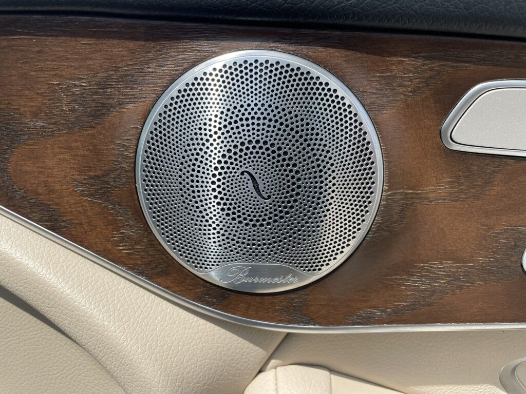 2019 Mercedes-Benz GLC GLC 350e~CLEAN CARFAX~HYBRID FACTORY WARRANTY STILL IN EFFECT~ONLINE SHIPPING AND FINANCE AVAILABLE!!!!! Sarasota FL