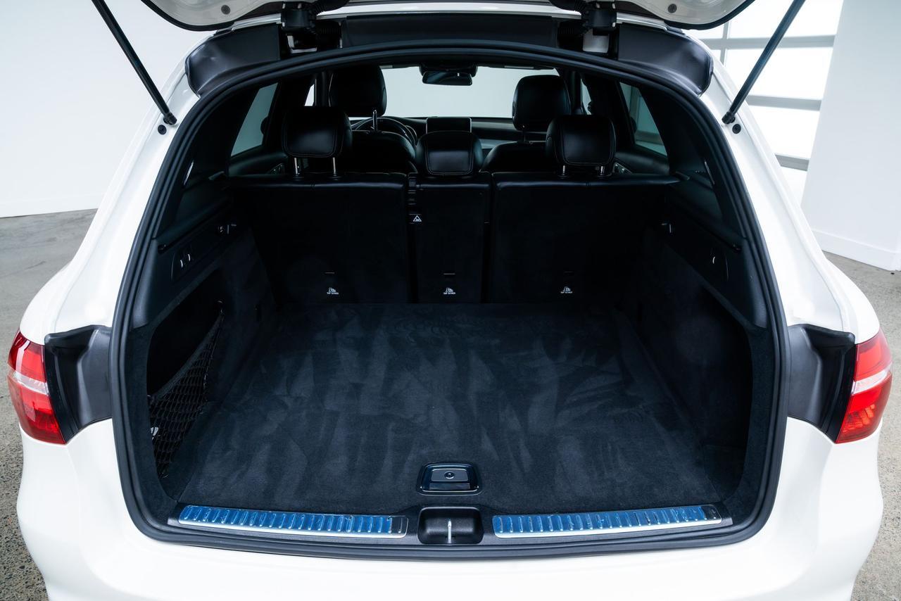 2019 Mercedes-Benz GLC GLC 63 AMG&reg; Exterior Carbon Fiber Package Night Package Parkin Portland OR