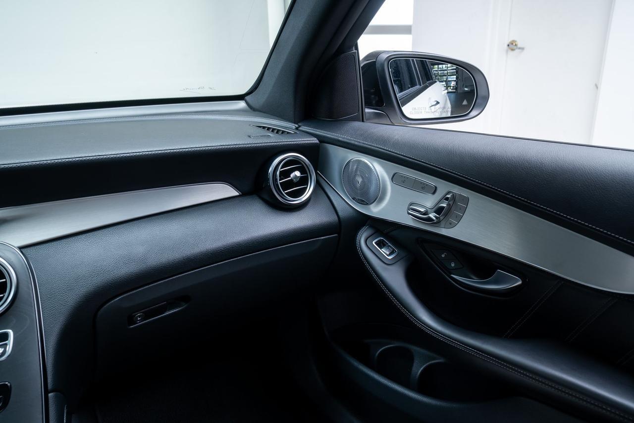2019 Mercedes-Benz GLC GLC 63 AMG&reg; Exterior Carbon Fiber Package Night Package Parkin Portland OR