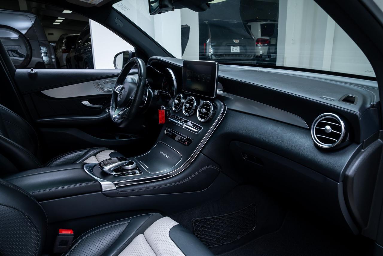 2019 Mercedes-Benz GLC GLC 63 AMG&reg; Exterior Carbon Fiber Package Night Package Parkin Portland OR