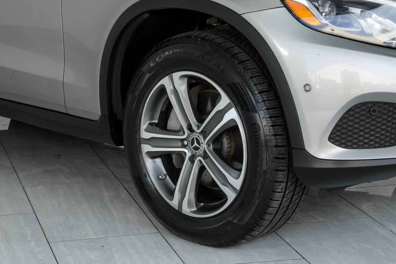 2019 Mercedes-Benz GLC300 4MATIC DRIVER ASSIST PKG PARKING ASSIST PKG PREMIUM PKG BLIND SPOT ASSIST NAVIGATION PANORAMA Carrollton TX