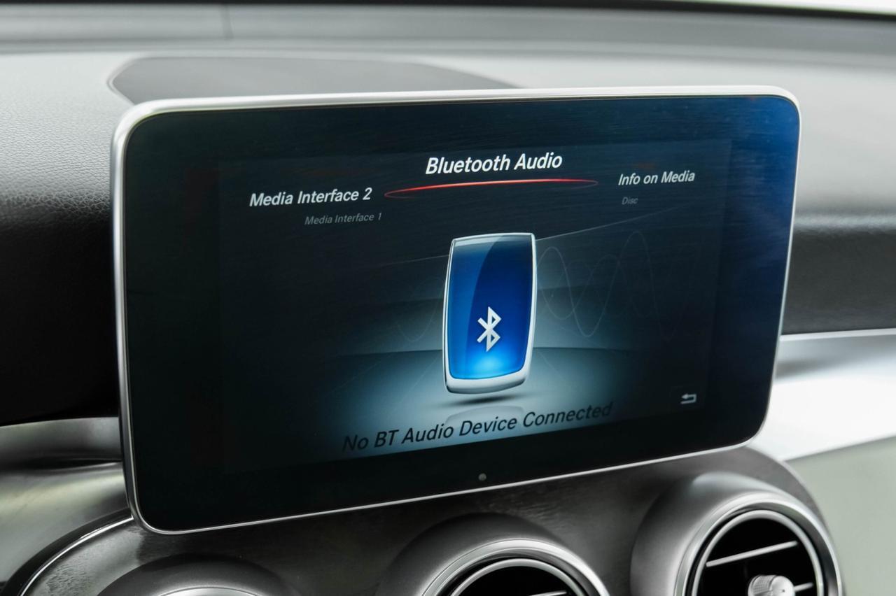 2019 Mercedes-Benz GLC300 4MATIC DRIVER ASSIST PKG PARKING ASSIST PKG PREMIUM PKG BLIND SPOT ASSIST NAVIGATION PANORAMA Carrollton TX