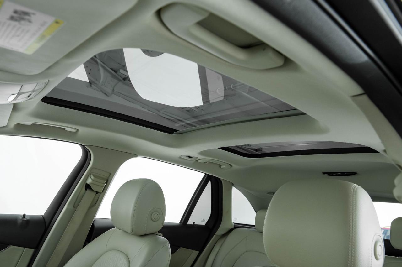 2019 Mercedes-Benz GLC300 4MATIC DRIVER ASSIST PKG PARKING ASSIST PKG PREMIUM PKG BLIND SPOT ASSIST NAVIGATION PANORAMA Carrollton TX