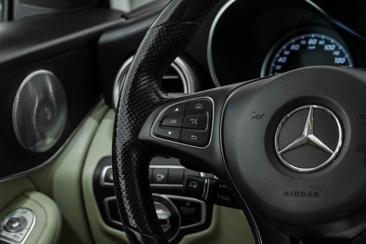 2019 Mercedes-Benz GLC300 4MATIC DRIVER ASSIST PKG PARKING ASSIST PKG PREMIUM PKG BLIND SPOT ASSIST NAVIGATION PANORAMA Carrollton TX