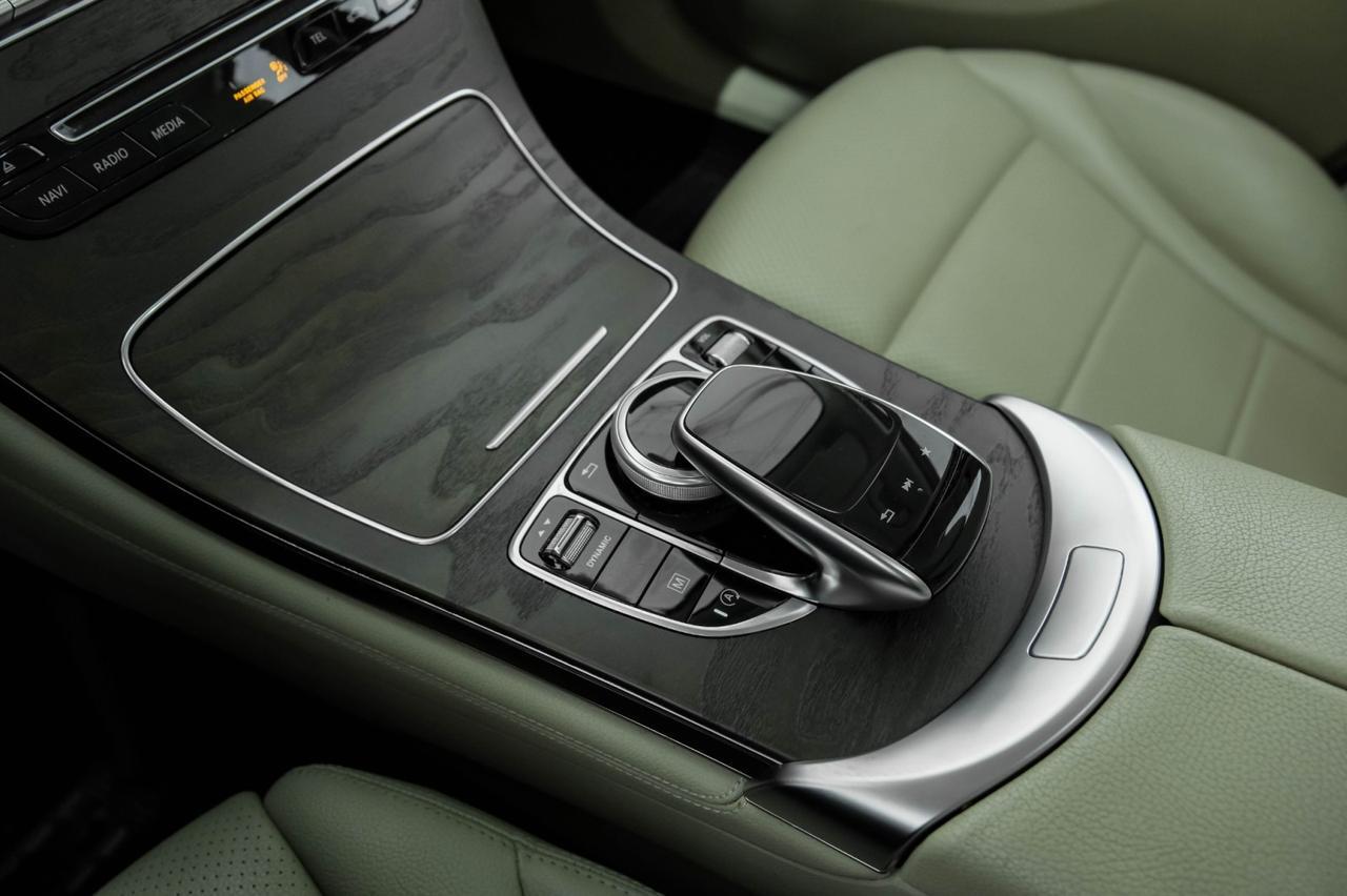 2019 Mercedes-Benz GLC300 4MATIC DRIVER ASSIST PKG PARKING ASSIST PKG PREMIUM PKG BLIND SPOT ASSIST NAVIGATION PANORAMA Carrollton TX