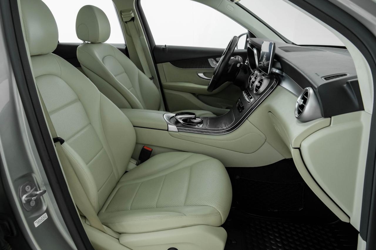 2019 Mercedes-Benz GLC300 4MATIC DRIVER ASSIST PKG PARKING ASSIST PKG PREMIUM PKG BLIND SPOT ASSIST NAVIGATION PANORAMA Carrollton TX