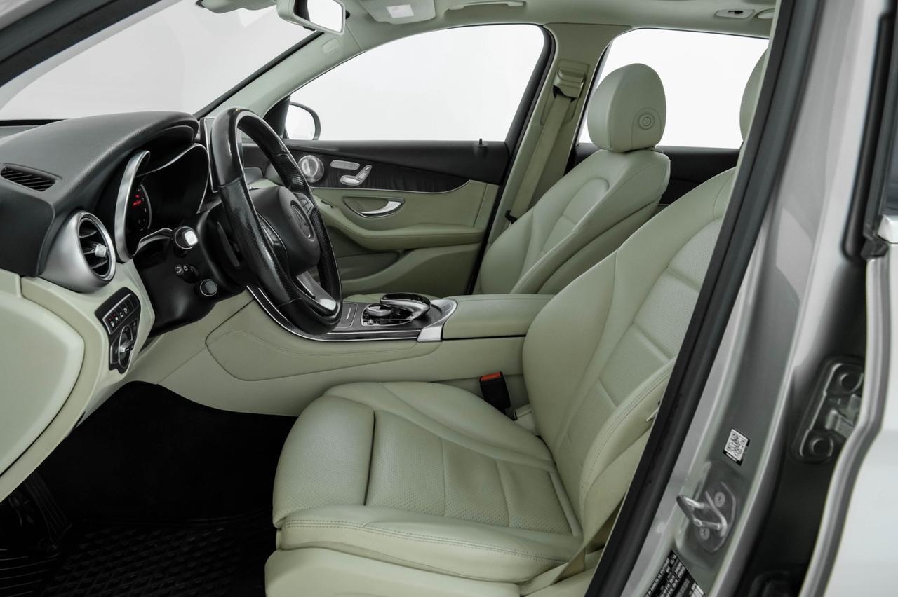 2019 Mercedes-Benz GLC300 4MATIC DRIVER ASSIST PKG PARKING ASSIST PKG PREMIUM PKG BLIND SPOT ASSIST NAVIGATION PANORAMA Carrollton TX