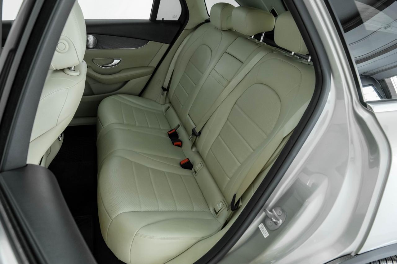 2019 Mercedes-Benz GLC300 4MATIC DRIVER ASSIST PKG PARKING ASSIST PKG PREMIUM PKG BLIND SPOT ASSIST NAVIGATION PANORAMA Carrollton TX