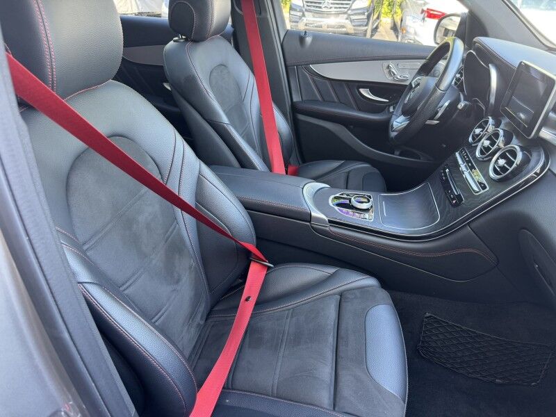 2019 Mercedes-Benz GLC43 AMG 4Matic Willow Grove PA